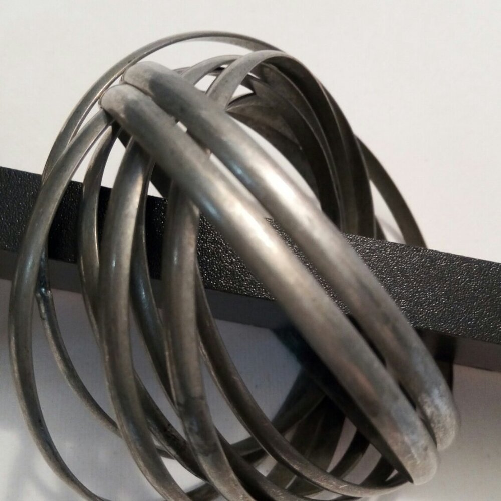 Intertwined Sleek 9 Bangles - Set of 2 - Picture 4 of 7